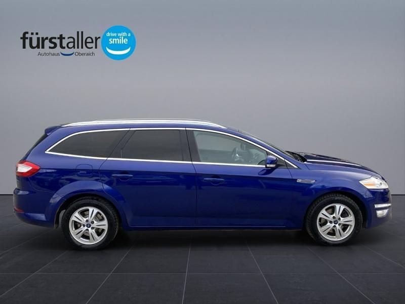 Gebraucht Ford Mondeo Titanium 140 PS (102 kW) 2014 Blau Kombi