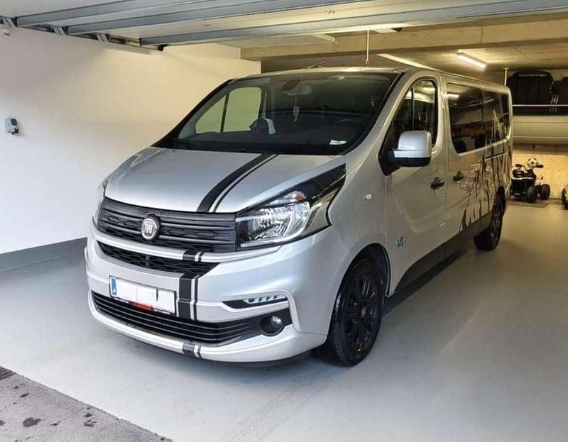 Gebraucht Fiat Talento Business 145 PS (106 kW) 2018 Silber Van / Kleinbus