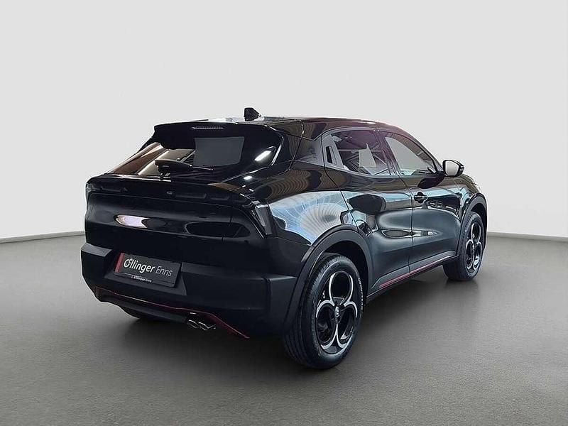 Neu Alfa Romeo GT Junior 146 PS (107 kW) 2025 Schwarz SUV