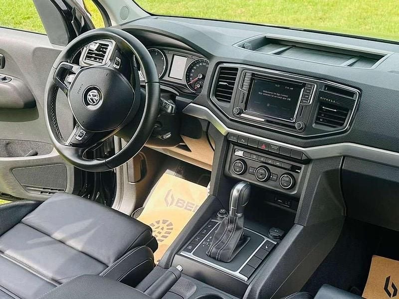 Gebraucht VW Amarok Aventura 224 PS (164 kW) 2017 Schwarz Abholung