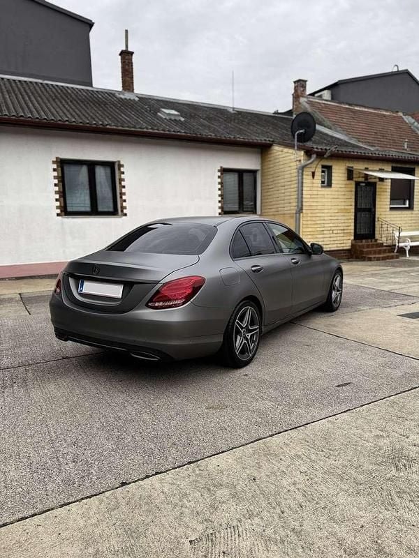 Gebraucht Mercedes C180 116 PS (85 kW) 2016 Limousine