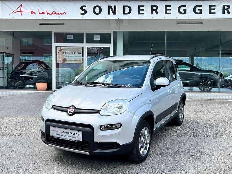Silber Gebraucht 2016 Fiat Panda 4x4 Kleinwagen | € 9.980 (Fairer Preis) - Bild 1/4