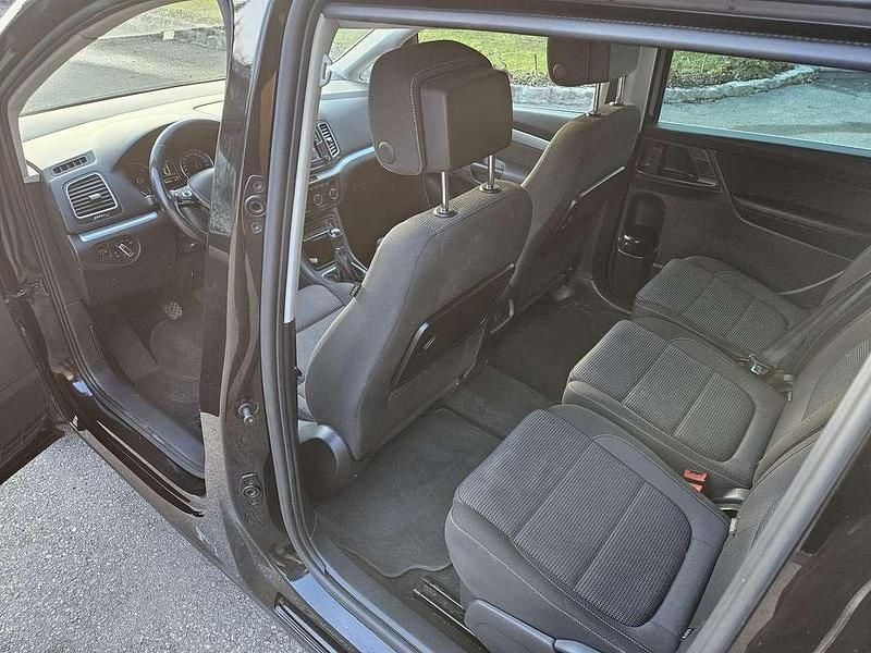 Gebraucht VW Sharan Comfortline 150 PS (110 kW) 2017 Schwarz Van / Kleinbus