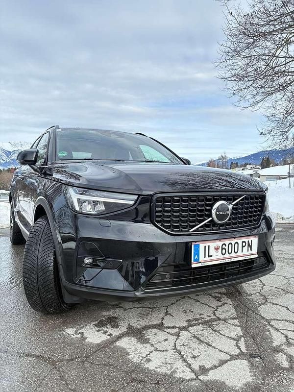 Gebraucht Volvo XC40 Ultimate 179 PS (131 kW) 2023 SUV