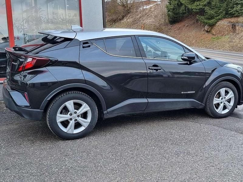 Gebraucht Toyota C-HR Active 98 PS (72 kW) 2023 Schwarz SUV