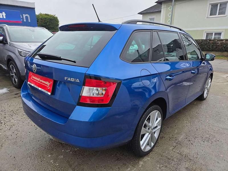 Gebraucht Skoda Fabia Style 110 PS (80 kW) 2015 Blau Kombi