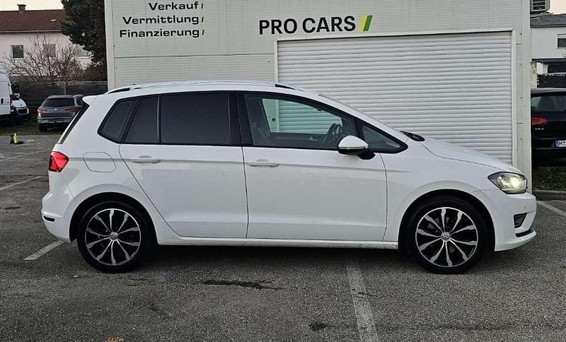 Gebraucht VW Golf VII Highline 125 PS (91 kW) 2016 Weiß Limousine