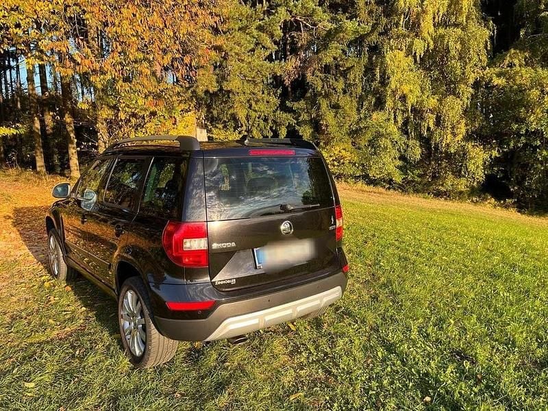 Gebraucht Skoda Yeti Elegance 105 PS (77 kW) 2014 SUV