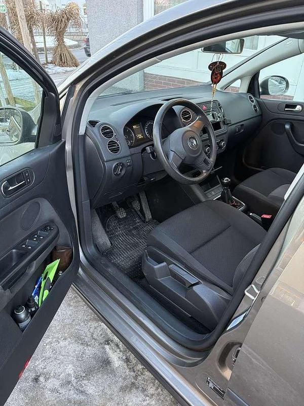 Gebraucht VW Golf VI Trendline 90 PS (66 kW) 2009 Kleinwagen