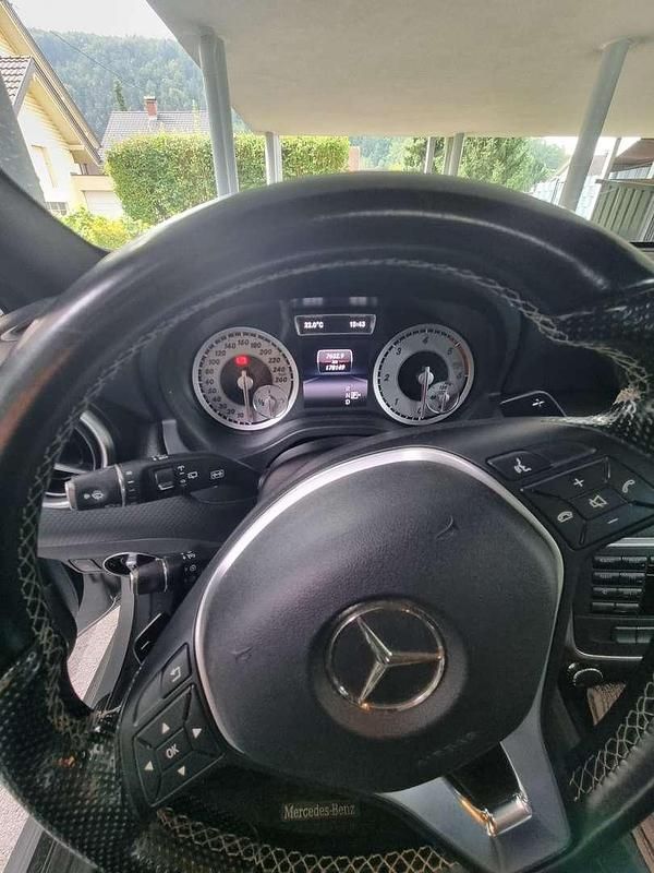 Gebraucht Mercedes 180 110 PS (80 kW) 2014 Limousine