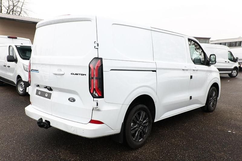 Neu Ford E-Transit Limited 160 kW (218 PS) 2025 Van