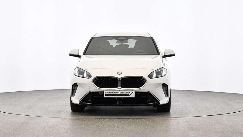 Gebraucht BMW 120 M Sport 155 PS (114 kW) 2025 Weiß Kleinwagen
