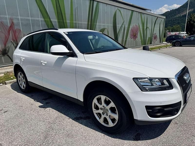 Weiß Gebraucht 2009 Audi Q5 Design SUV | € 9.900 (Fairer Preis) - Bild 1/4