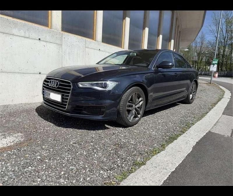 Gebraucht Audi A6 218 PS (160 kW) 2014 Blau Limousine