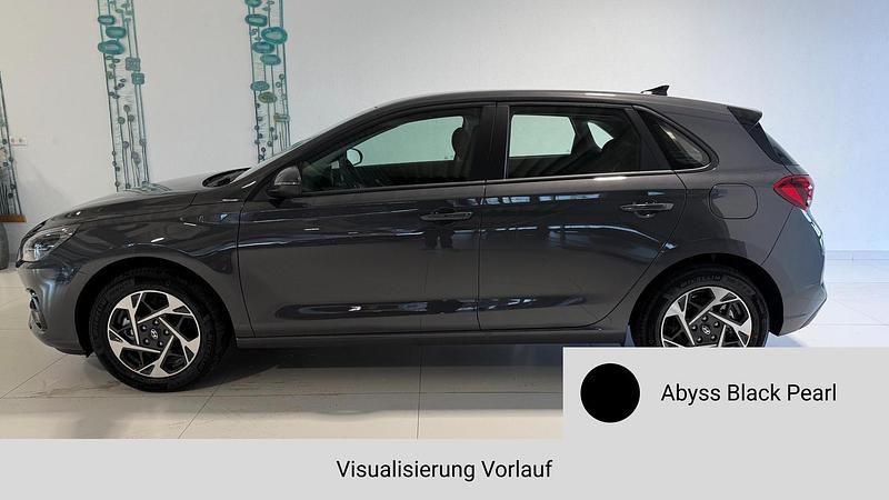 Neu Hyundai i30 GO! 97 PS (71 kW) 2025 Schwarz Limousine
