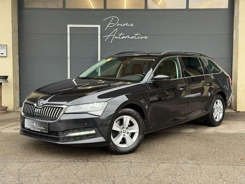 Gebraucht Skoda Superb Ambition 122 PS (89 kW) 2021 Schwarz Kombi