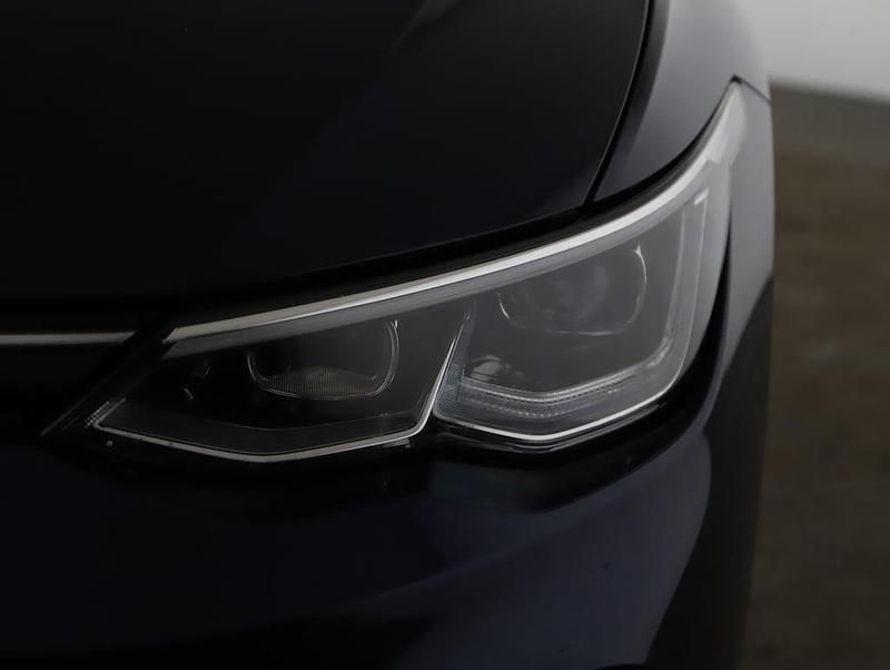 Gebraucht VW Golf VII Life 115 PS (84 kW) 2020 Dunkelblau  metallic