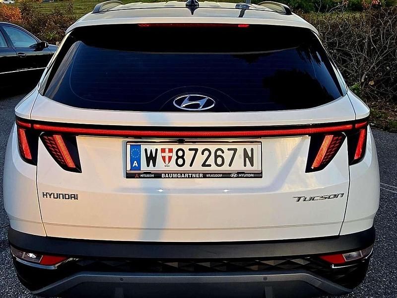 Gebraucht Hyundai Tucson 150 PS (110 kW) 2022 Weiß SUV