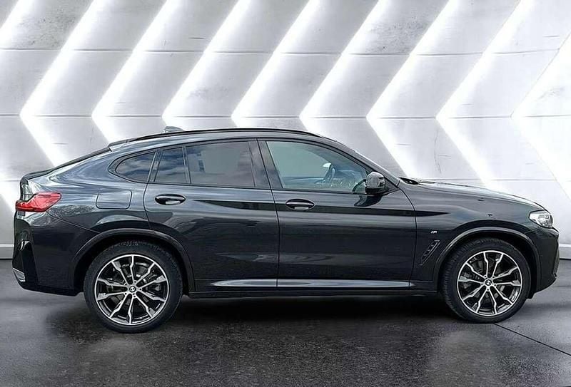 Gebraucht BMW X4 M Sport 184 PS (135 kW) 2022 Grau SUV