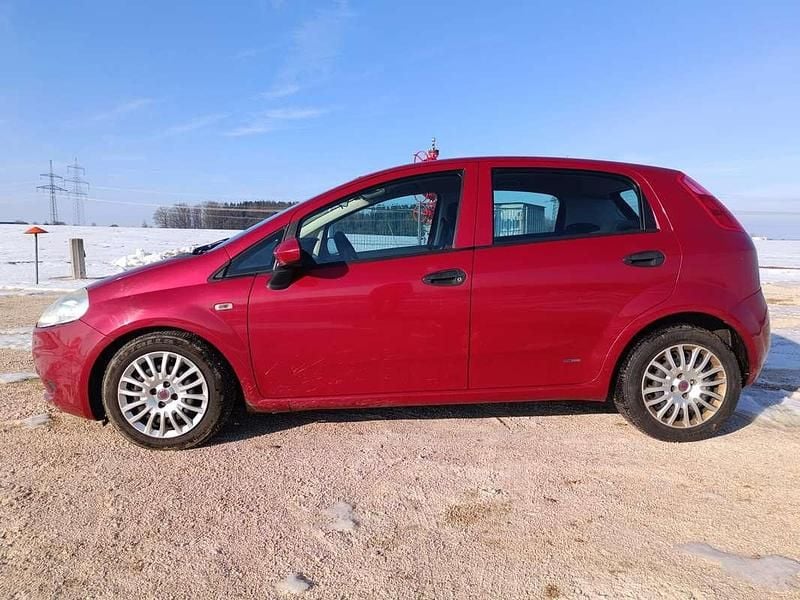 Gebraucht Fiat Grande Punto 75 PS (55 kW) 2008 Rot Kleinwagen