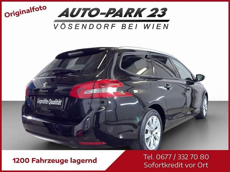 Gebraucht Peugeot 308 SW Style 99 PS (72 kW) 2016 Schwarz Kombi