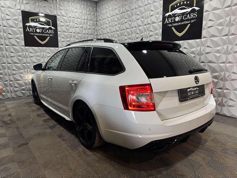 Gebraucht Skoda Octavia RS 184 PS (135 kW) 2016 Weiß Kleinwagen