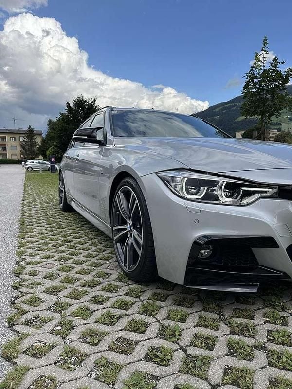 Gebraucht BMW 320 M Sport 190 PS (139 kW) 2015 Silber Kombi