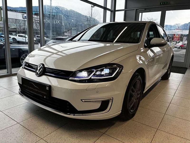 Gebraucht VW Golf 100 kW (136 PS) 2018 Weiß Limousine