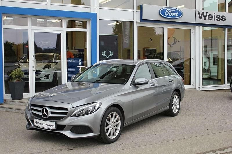 Silber Gebraucht 2015 Mercedes C200 Kombi | € 18.490 (Fairer Preis) - Bild 1/4