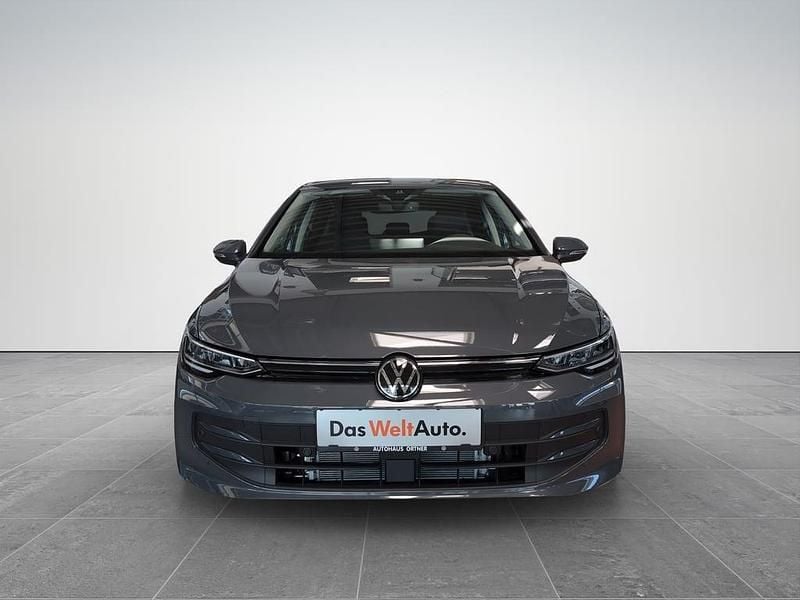 Neu VW Golf VIII 204 PS (150 kW) 2026 Mittelgrau  metallic Limousine