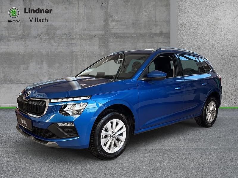 Mittelblau metallic Neu 2025 Skoda Kamiq Selection SUV | € 24.490 (Fairer Preis) - Bild 1/4