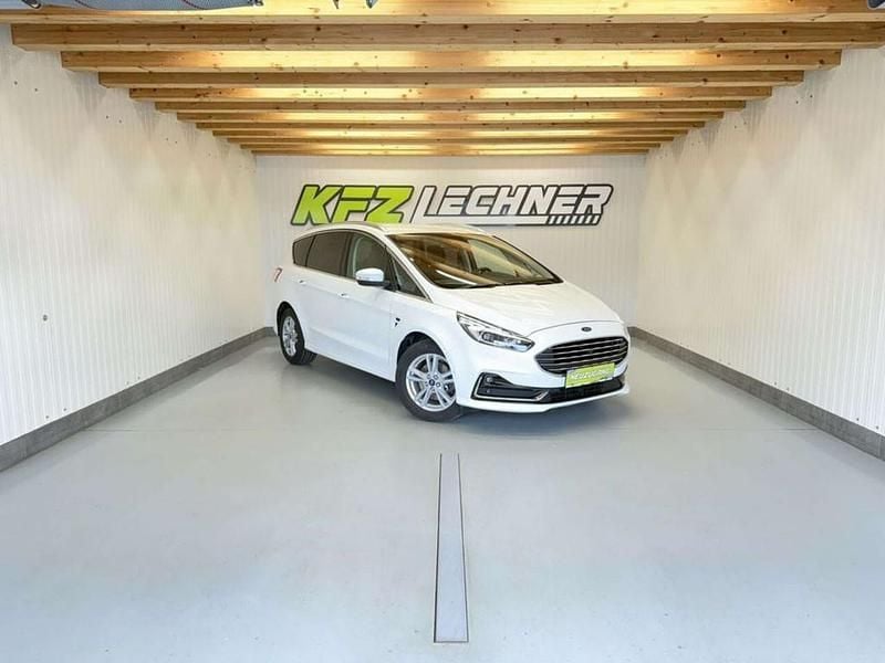 Weiß Gebraucht 2020 Ford S-MAX Titanium Van / Kleinbus | € 20.950 (Guter Preis) - Bild 1/3