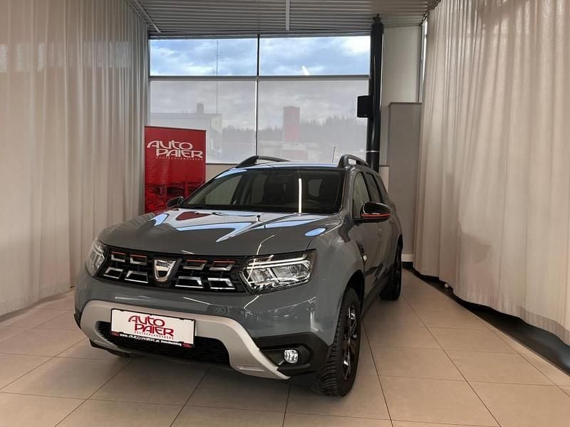 Gebraucht Dacia Duster Extreme 114 PS (83 kW) 2022 Grau SUV