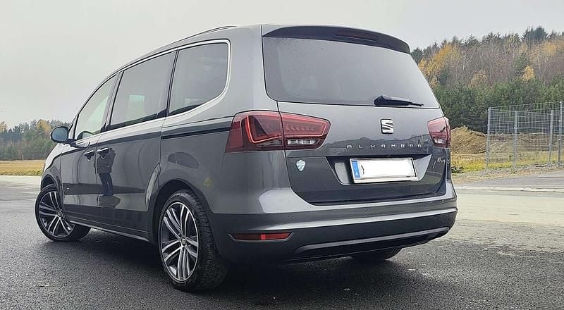 Gebraucht Seat Alhambra FR 150 PS (110 kW) 2017 Grau Van / Kleinbus