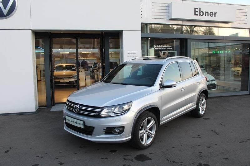 Silber metallic Gebraucht 2016 VW Tiguan SUV | € 12.301 (Superpreis) - Bild 1/4