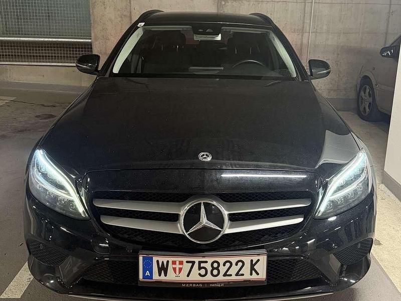 Schwarz Gebraucht 2019 Mercedes C200 Kombi | € 20.500 (Fairer Preis) - Bild 1/4
