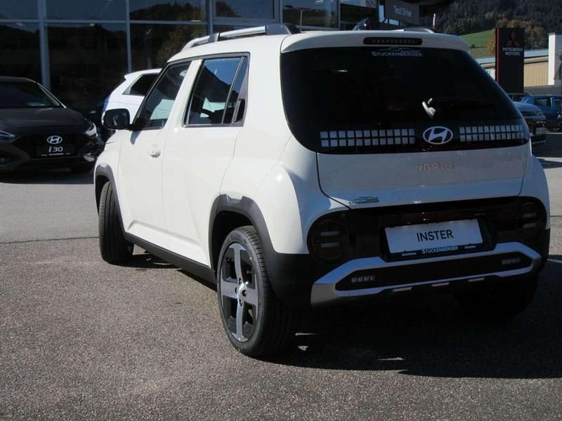 Neu Hyundai Inster Trend 27 kW (38 PS) 2025 Weiß Kleinwagen