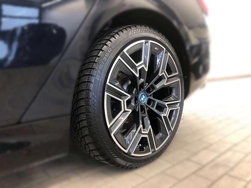 Gebraucht BMW i5 Shadowline 250 kW (340 PS) 2024 Schwarz Kombi