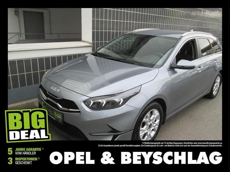 Grau Gebraucht 2023 Kia Ceed Sportswagon Gold Kombi | € 17.300 (Fairer Preis) - Bild 1/4