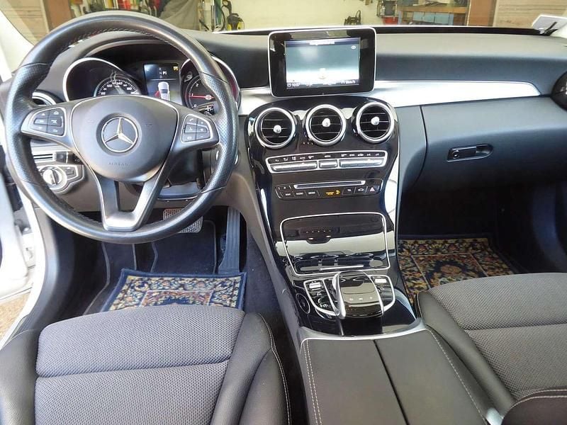 Gebraucht Mercedes C180 Avantgarde 116 PS (85 kW) 2017 Silber Limousine