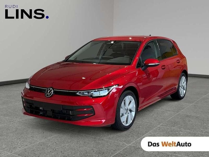 Gebraucht VW Golf VIII 116 PS (85 kW) 2025 Mittelrot  metallic Limousine
