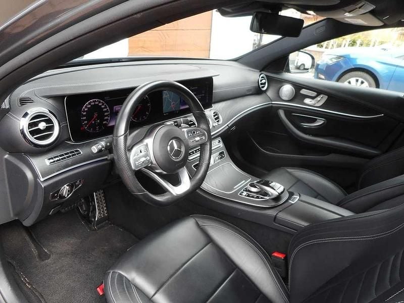 Gebraucht Mercedes E220 Edition 194 PS (142 kW) 2019 Grau Limousine