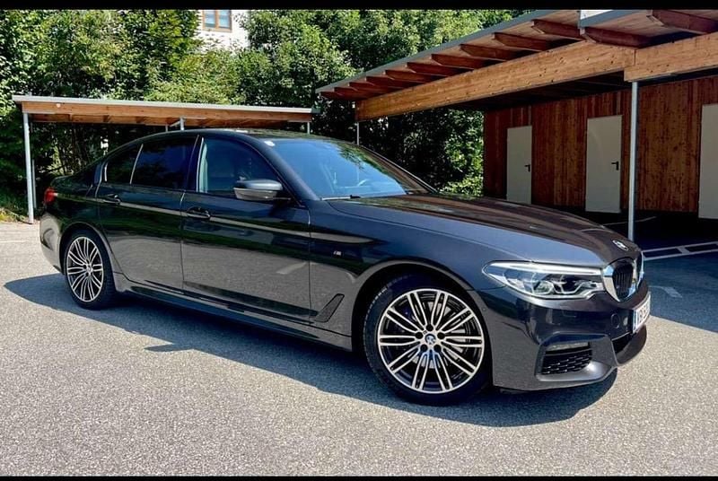 Grau Gebraucht 2020 BMW 530 M Sport Limousine | € 43.000 (Fairer Preis) - Bild 1/4