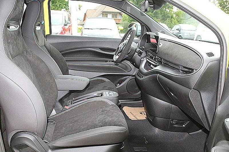 Gebraucht Abarth 500C Scorpionissima 114 kW (155 PS) 2023 Grün Cabrio