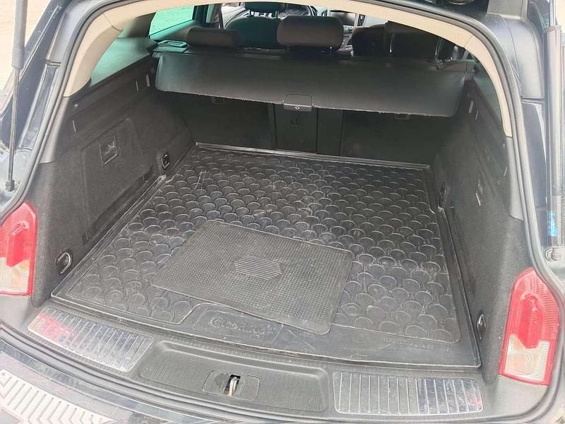 Gebraucht Opel Insignia Eco 140 PS (102 kW) 2014 Schwarz Kombi