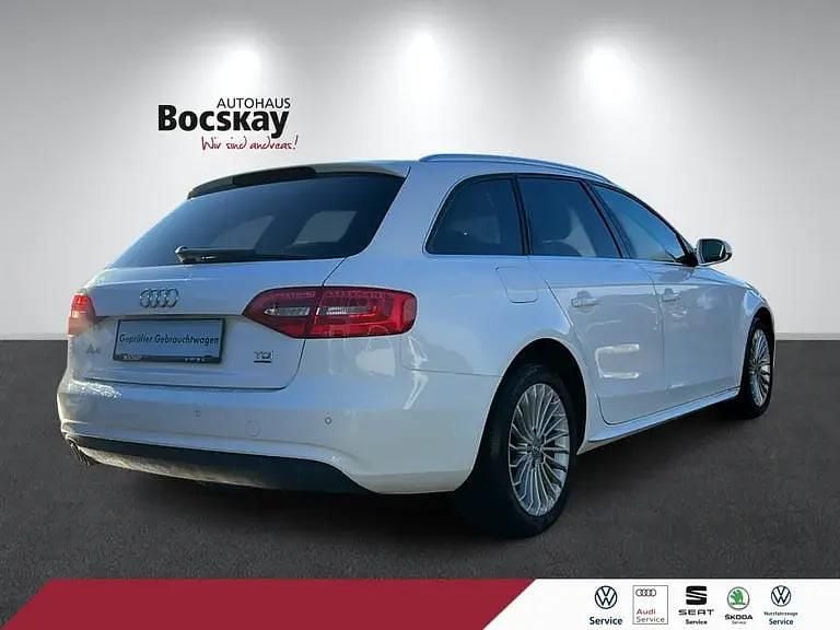 Gebraucht Audi A4 150 PS (110 kW) 2014 Weiss  normal Kombi