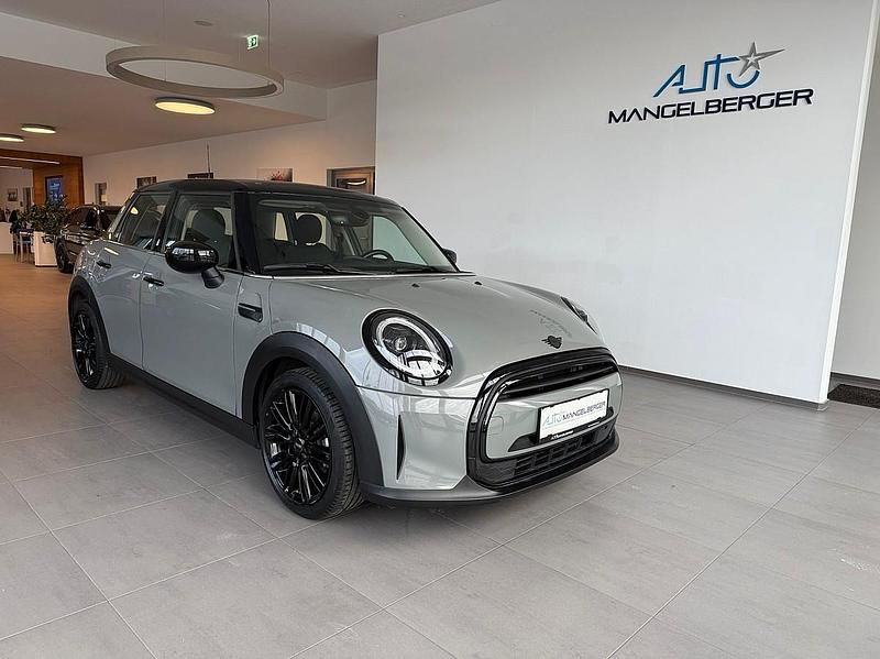 Moonwalk grey metallic Gebraucht 2021 Mini Cooper Kleinwagen | € 23.600 (Fairer Preis) - Bild 1/4