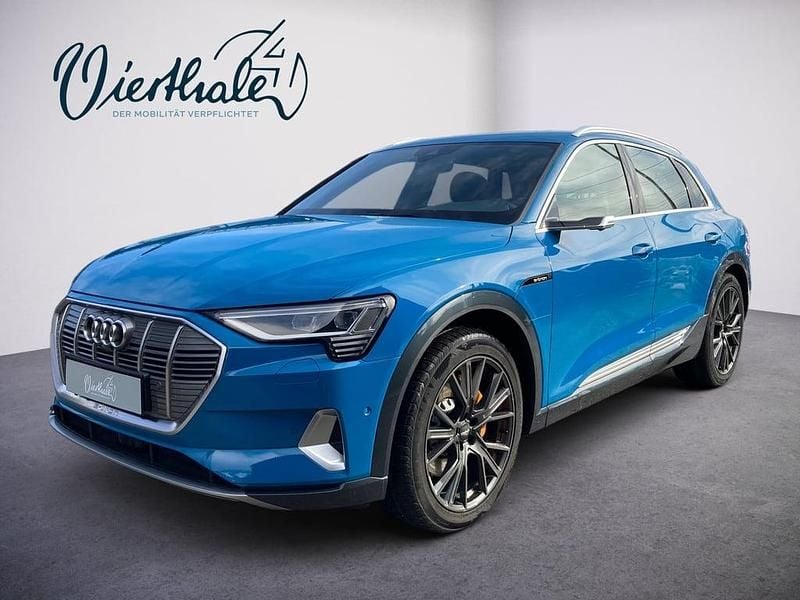 Gebraucht Audi e-tron 300 kW (408 PS) 2019 Dunkelblau  metallicperleffekt SUV