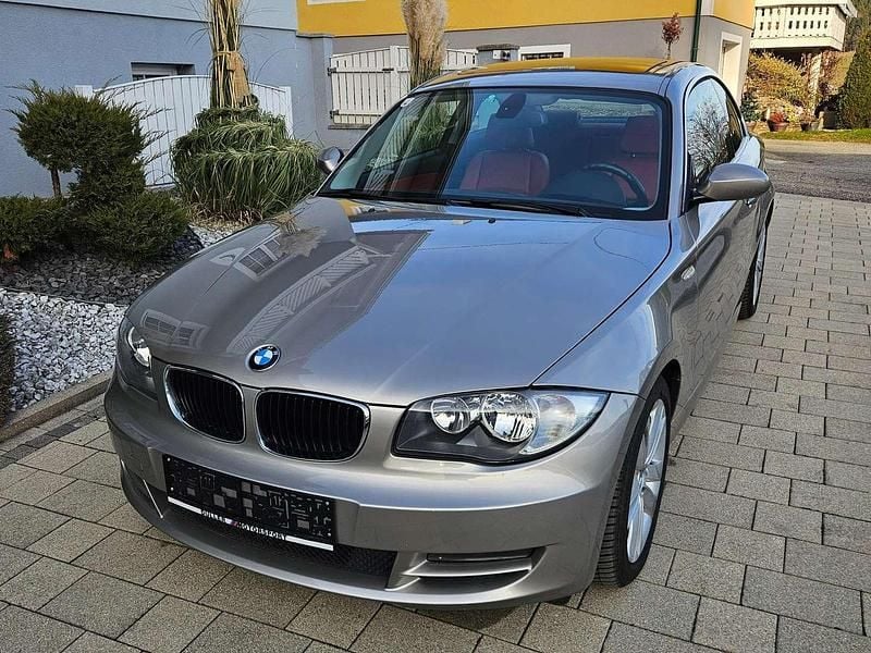 Silber Gebraucht 2008 BMW 120 Coupé Performance Coupé | € 8.900 (Superpreis) - Bild 1/4