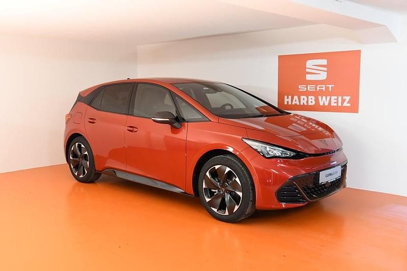 Dunkelrot metallic Gebraucht 2022 Cupra Born Kleinwagen | € 26.880 (Teuer) - Bild 1/4